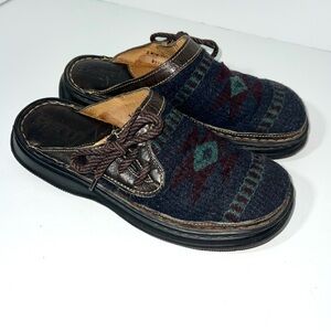 BORN Leather  Textile Southwest Aztec Woven Mules Clogs